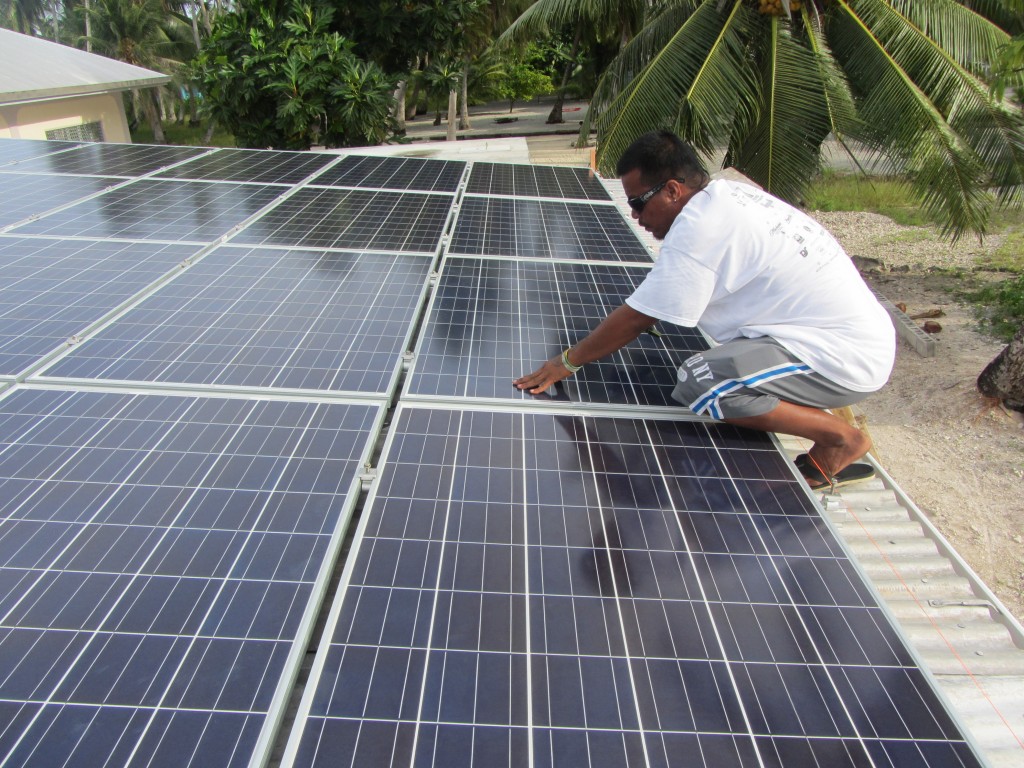 Utrik Community Center solar—panel view 2