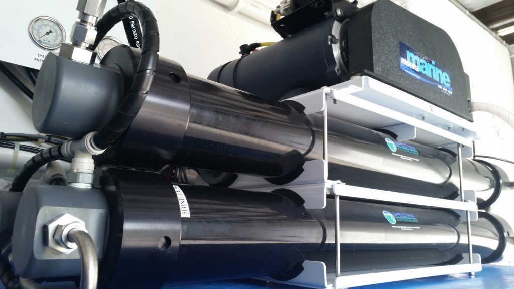 Spectra LB-2800 watermaking unit