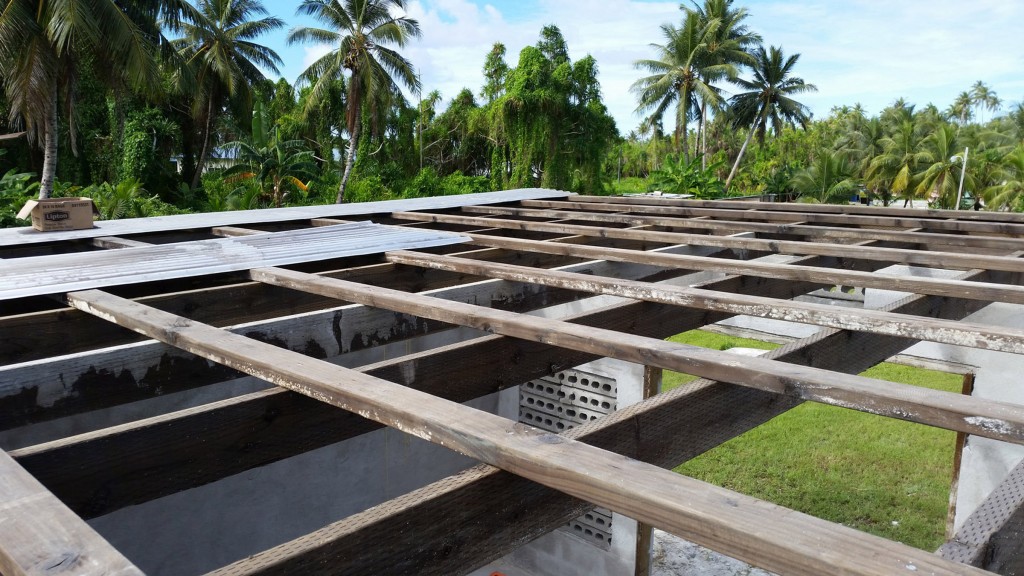 Roof structure build